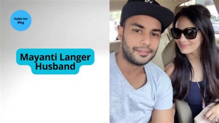 A. J. Langer Biography, Age, Height, Husband, Net Worth, Family