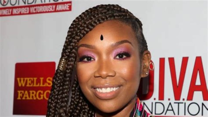 Kylie Jaye Biography, Age, Height, Husband, Net Worth, Family