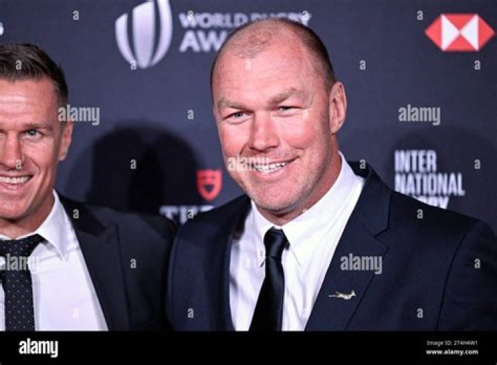 Schalk Burger Biography, Age, Height, Wife, Net Worth, Family